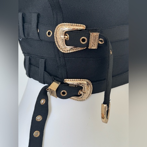 Wow Couture Black Off-Shoulder Belted Long Sleeves Bondage Top Gold Accents - Picture 4 of 13